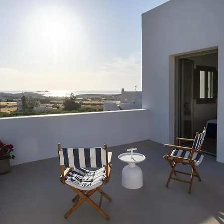 Gaia - Design And Convivial * Paraspori (Paros)