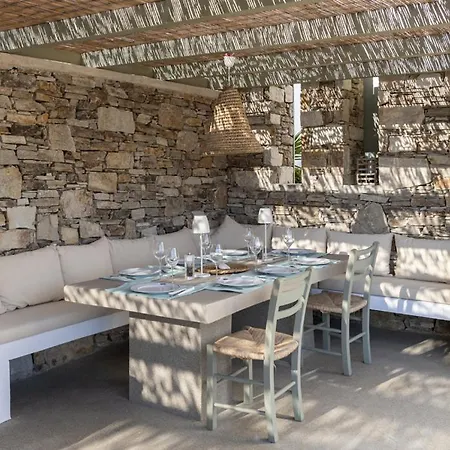 Gaia - Design And Convivial Villa