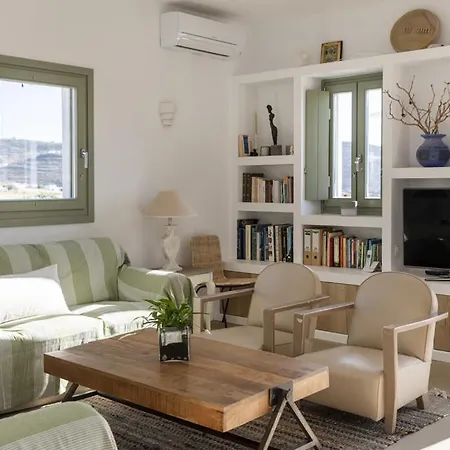 Gaia - Design And Convivial Villa